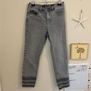 DJ French Distressing Jeans size 6 skinny strechy with embellished bottom